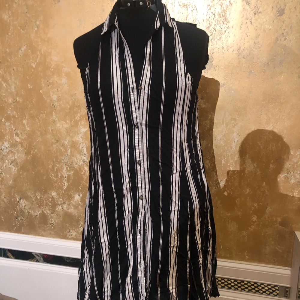 COPY - HOLLISTER Collared Lightweight Halter Dress